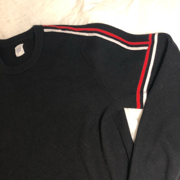 GAP Red & White Striped-Shoulder Sweater (L) - Picture 2 of 4